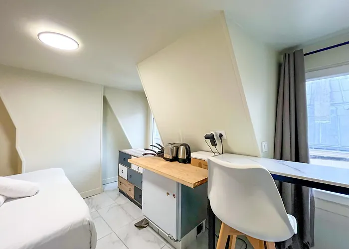 11 - Faubourg Bail Mobilite Appartement Paris