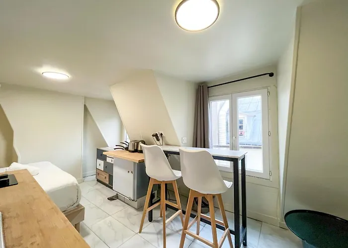 11 - Faubourg Bail Mobilite דירה פריז